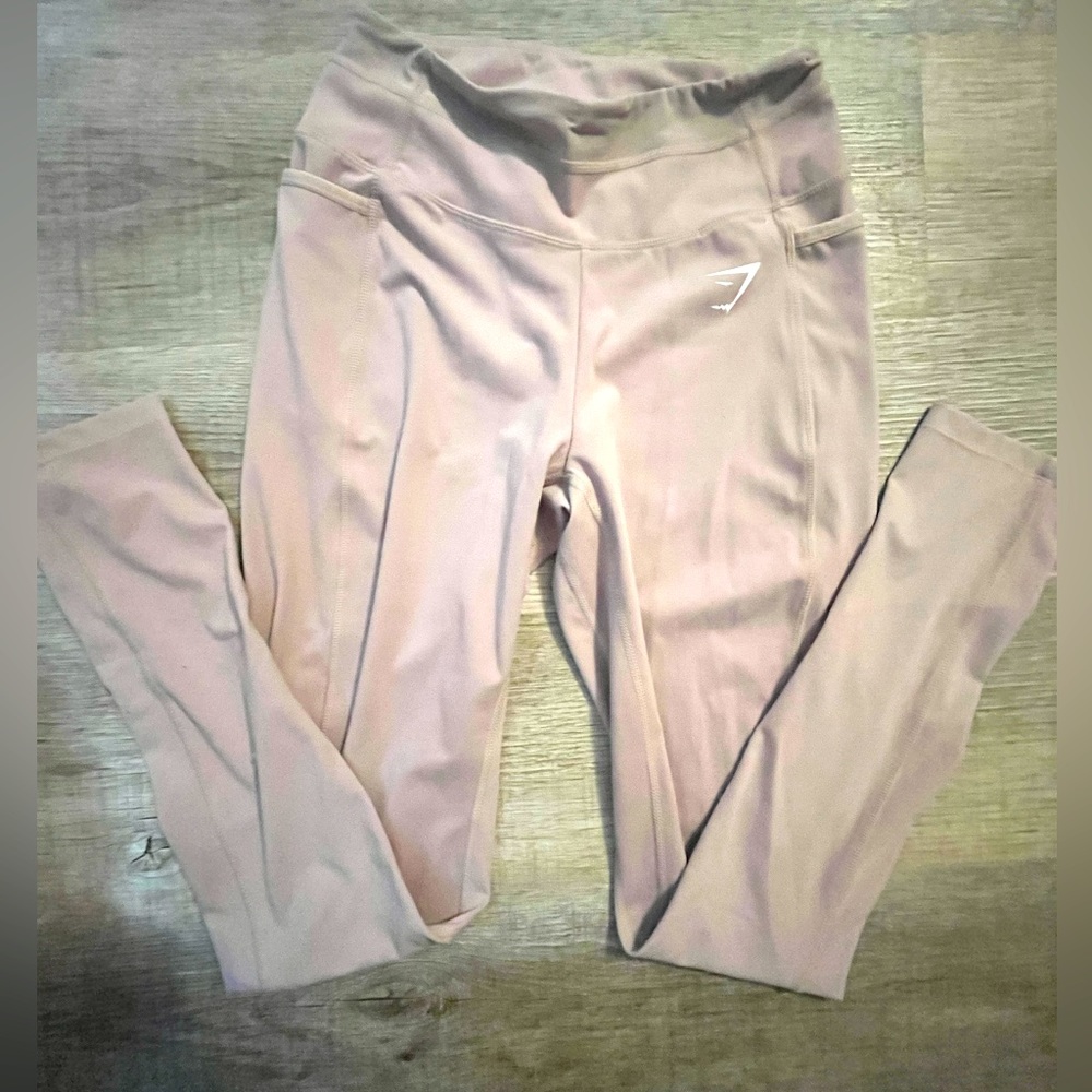 Gymshark size S dreamy mesh leggings